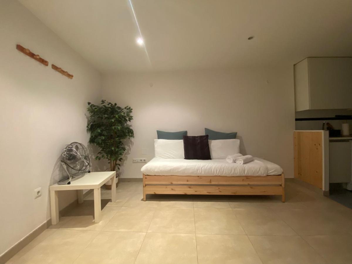 Centrico Apartamento En Embajadores Apartment Madrid Ngoại thất bức ảnh